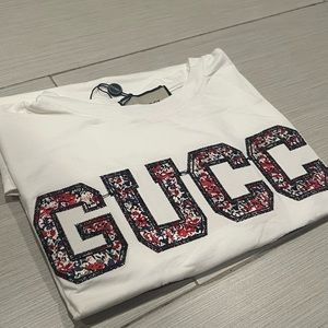 White Gucci T-shirt